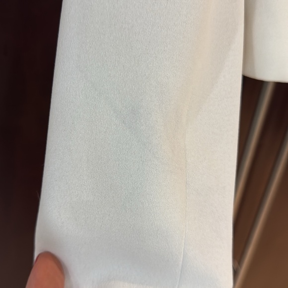 MNG suit cropped open cream blazer - Picture 4 of 13